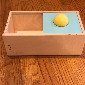 Lovevery sliding top box